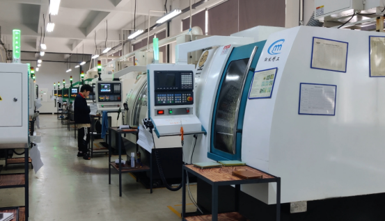 會昌 “五一”假期不停工，企業(yè)生產(chǎn)忙，技術(shù)服務(wù)強(qiáng)